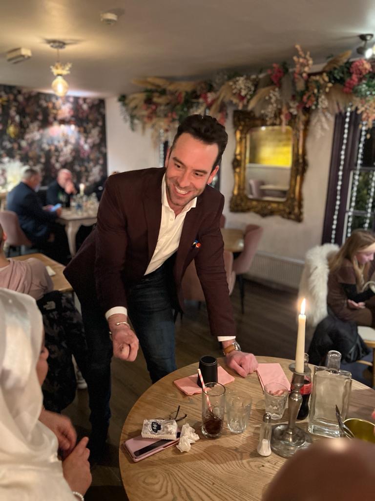 Valentine's Table Magic with Gareth Bailey